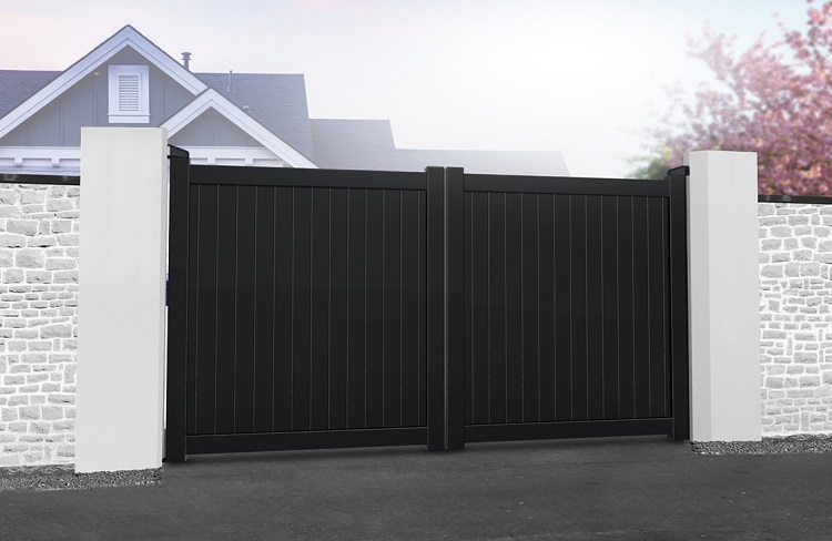Surrey aluminium driveway gates powder coated black